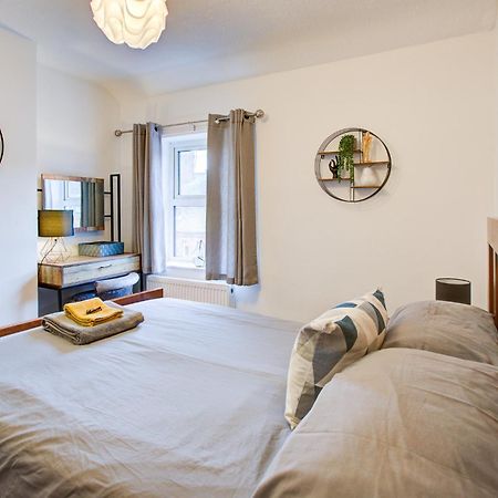 'Number 11' Central Colchester - Super Convenient 2 X Double Bed 1 X Single Bed Cottage Plus Office & Garden, 8 Min Walk Nth Station & Town Ctr, 2 Min Walk Local Shops & Restaurants エクステリア 写真