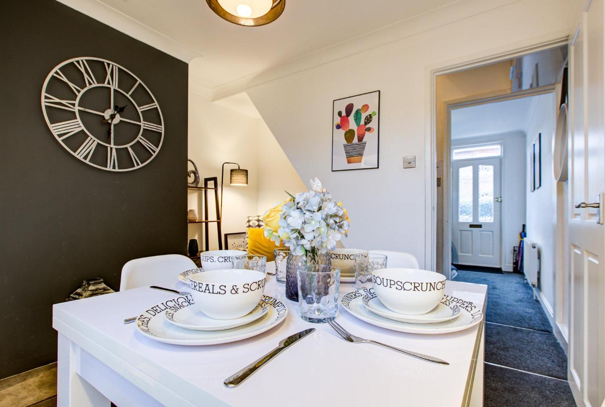'Number 11' Central Colchester - Super Convenient 2 X Double Bed 1 X Single Bed Cottage Plus Office & Garden, 8 Min Walk Nth Station & Town Ctr, 2 Min Walk Local Shops & Restaurants エクステリア 写真