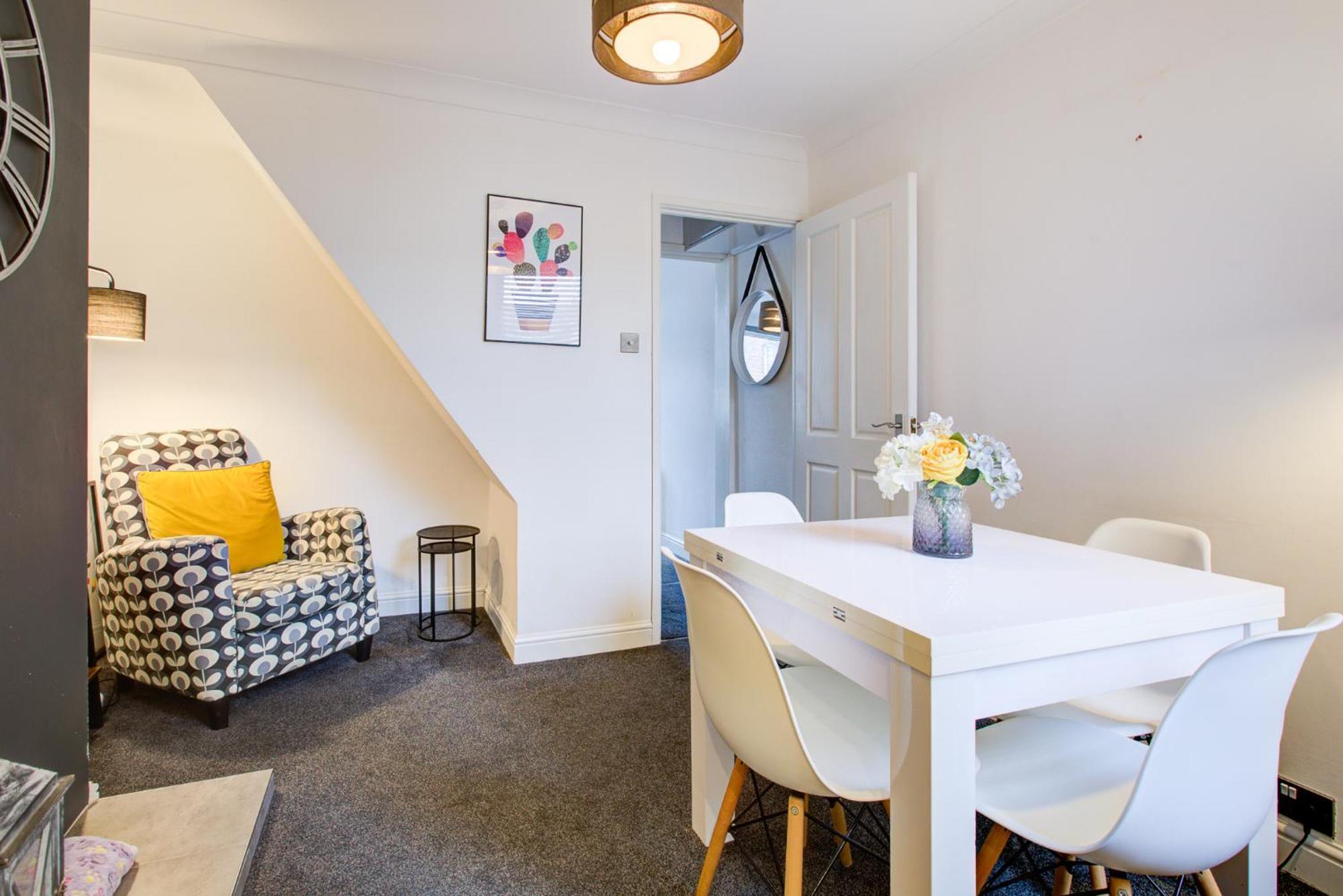 'Number 11' Central Colchester - Super Convenient 2 X Double Bed 1 X Single Bed Cottage Plus Office & Garden, 8 Min Walk Nth Station & Town Ctr, 2 Min Walk Local Shops & Restaurants エクステリア 写真